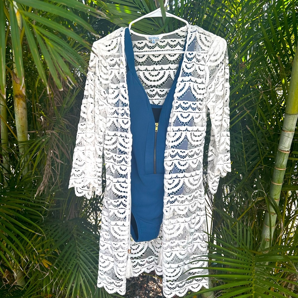 White Blue Island coverup